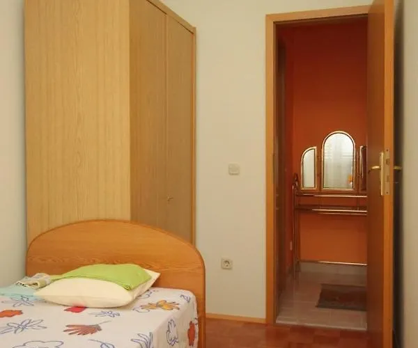 8288a * Kraj (Zadar)